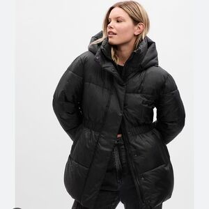GAP Big Puff Cinched Jacket